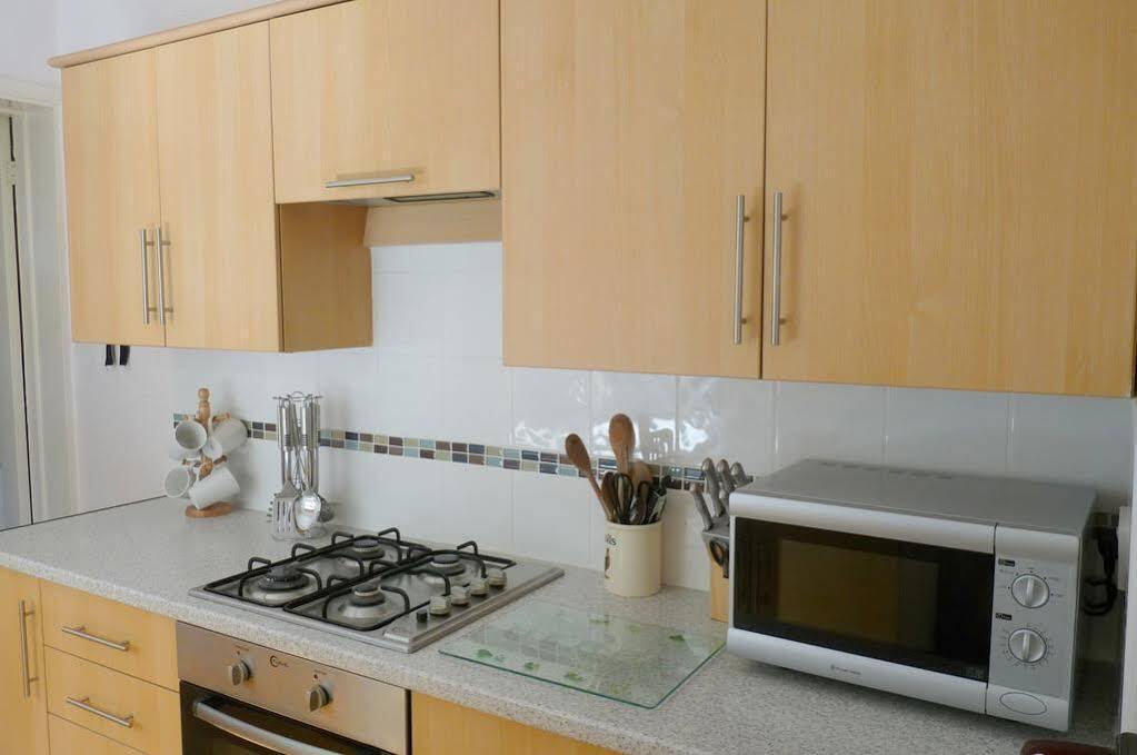 Comfortable Victorian 3 Bedroom Semi-Detached House With Fast Wi-Fi Sittingbourne Exterior foto